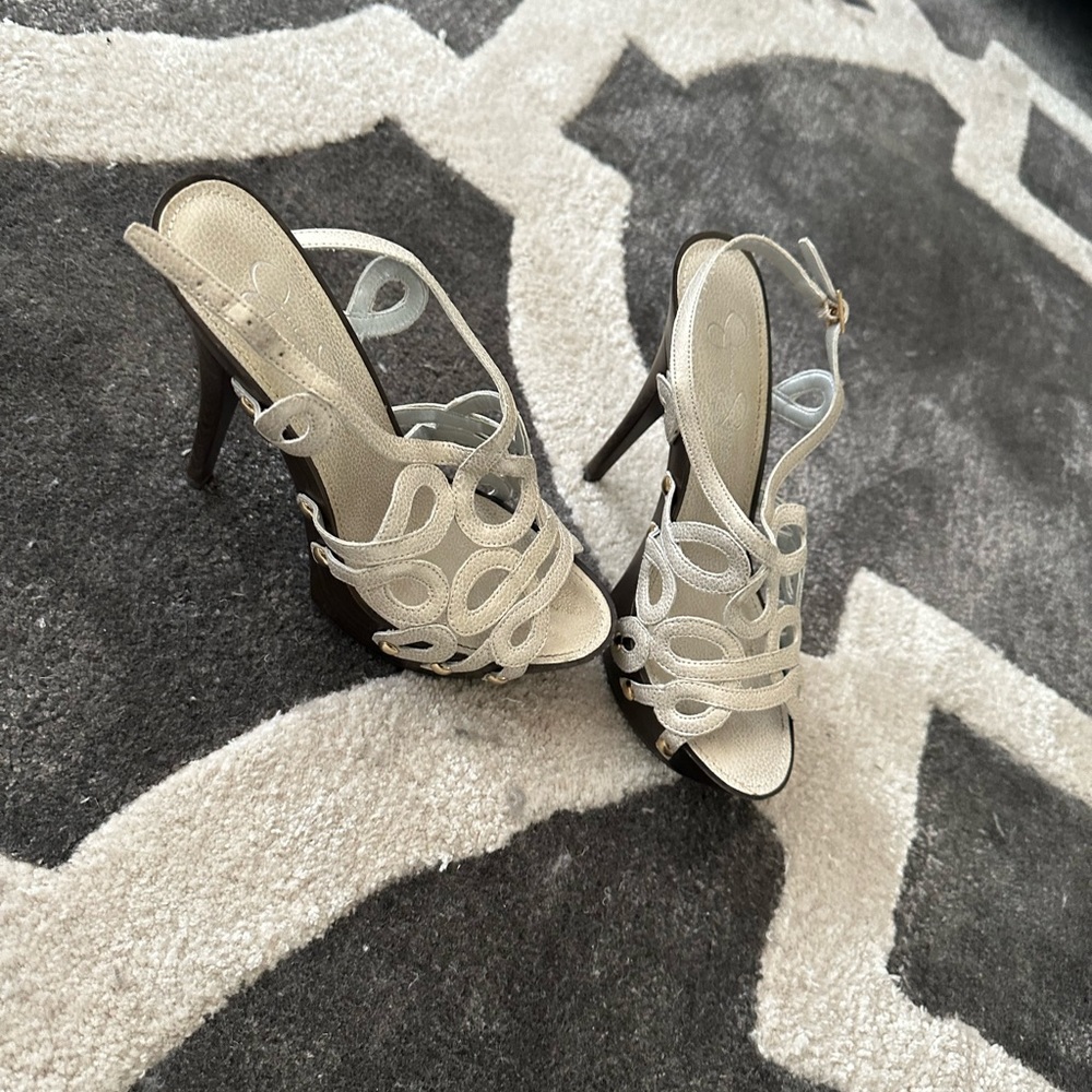 Sexy pair of Jessica Simpson Platforms, worn once and received tons compliments